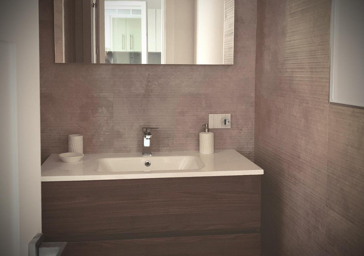 Satyria Apartments Таранто Екстериор снимка