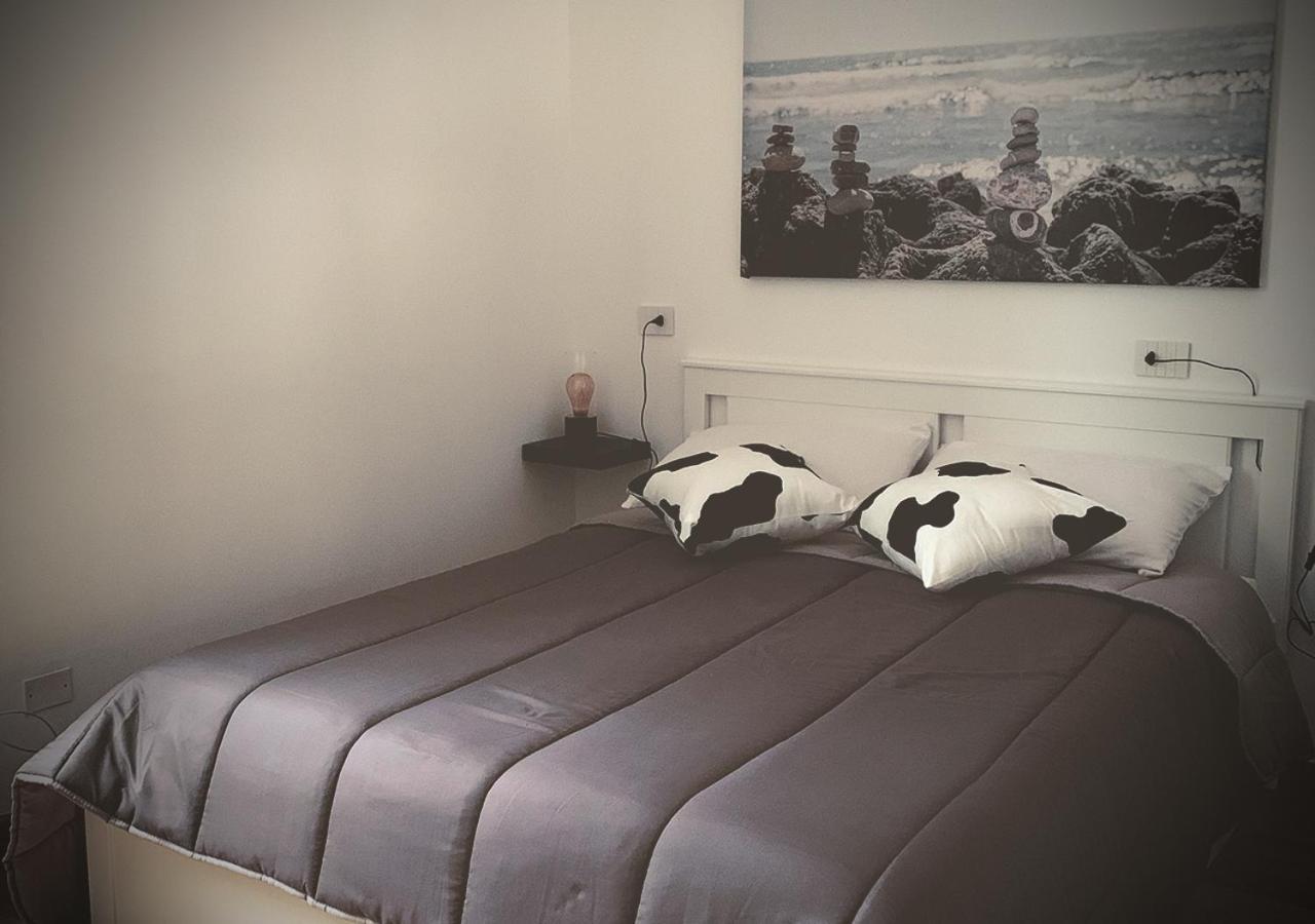 Satyria Apartments Таранто Екстериор снимка